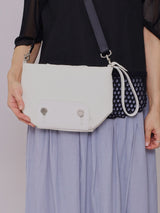 スマートながら個性的なクラッチ&ショルダーバッグ_SURGE #WHITE