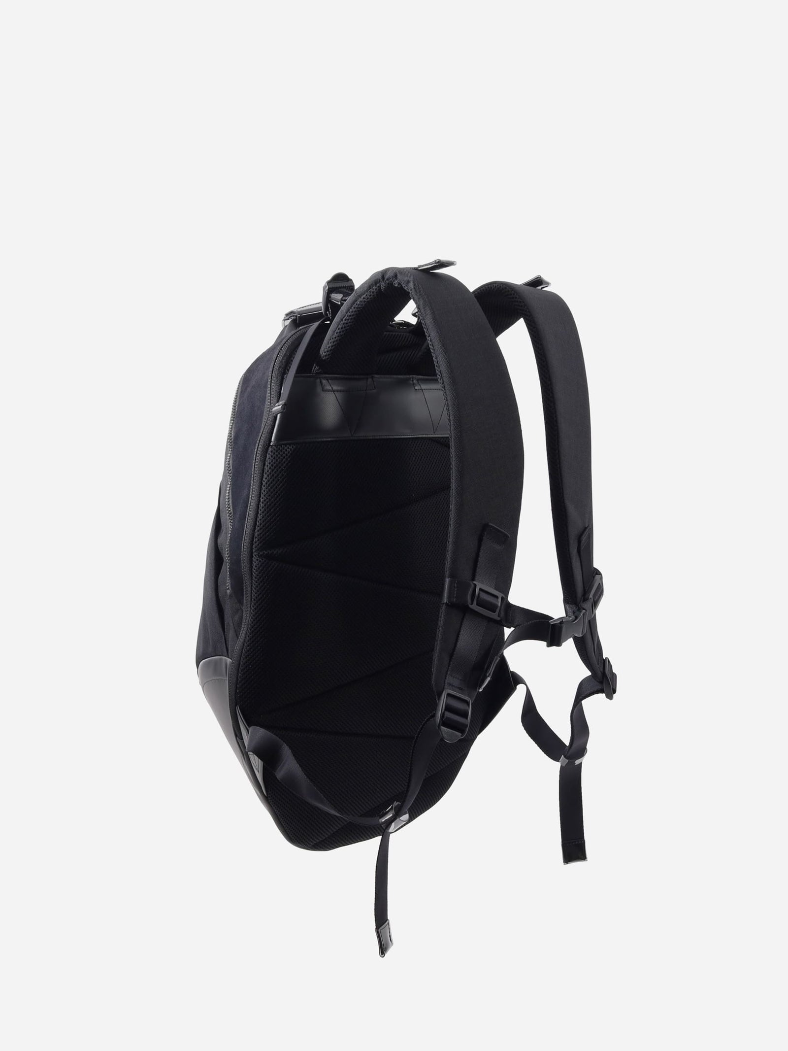 雨天でも使い易いナイロンバックパック designers backpack