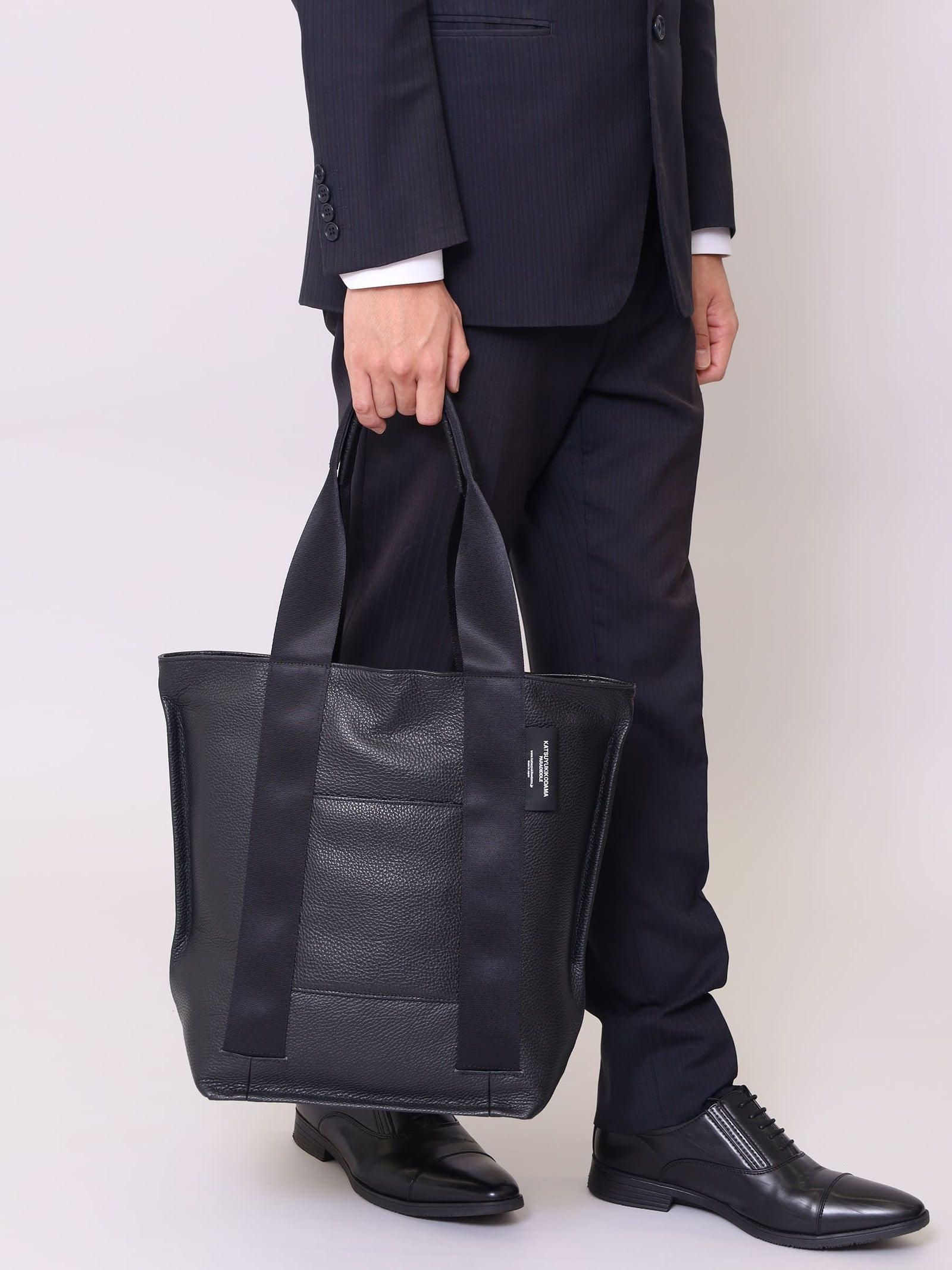 オン・オフ対応 A4サイズレザートートバッグ – KATSUYUKIKODAMA PARADIDDLE