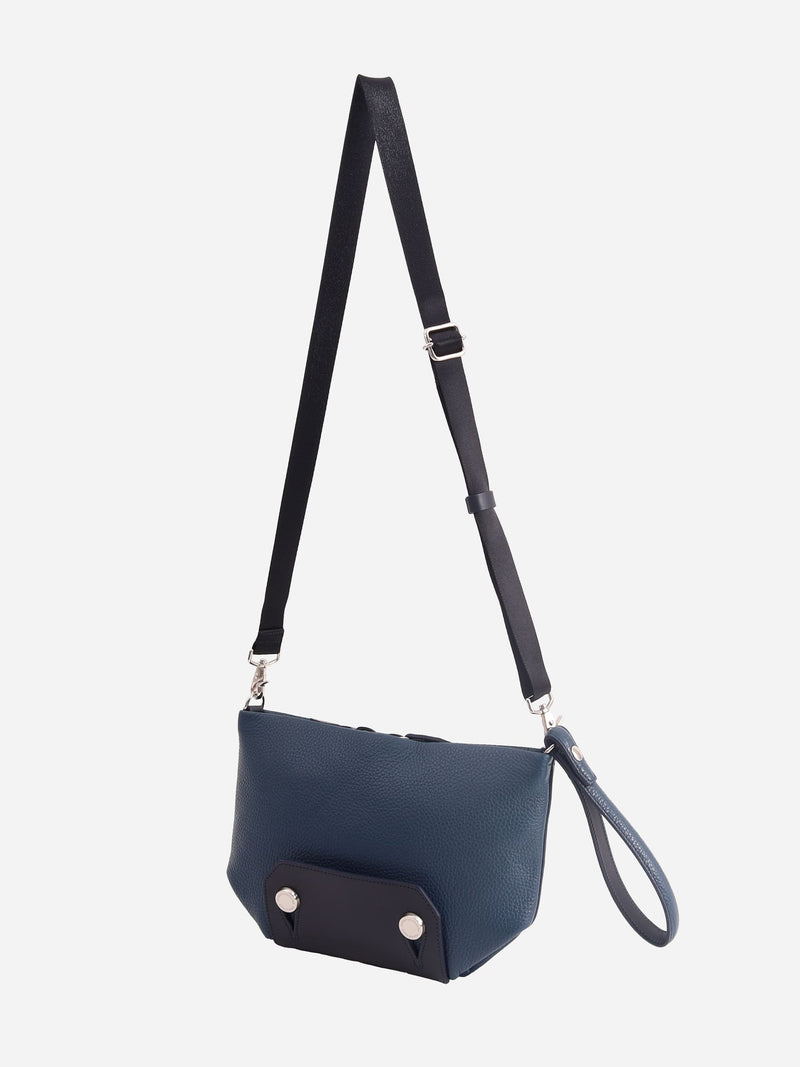 スマートながら個性的なクラッチ&ショルダーバッグ_SURGE #NAVY