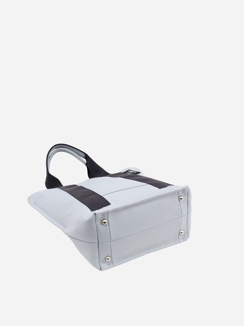 美品 トートバッグ レザー ブルーグレー系 横45×縦27×マチ11cm 札幌 北20条店 オン・オフ対応 A4サイズレザートートバッグ – KATSUYUKIKODAMA PARADIDDLE