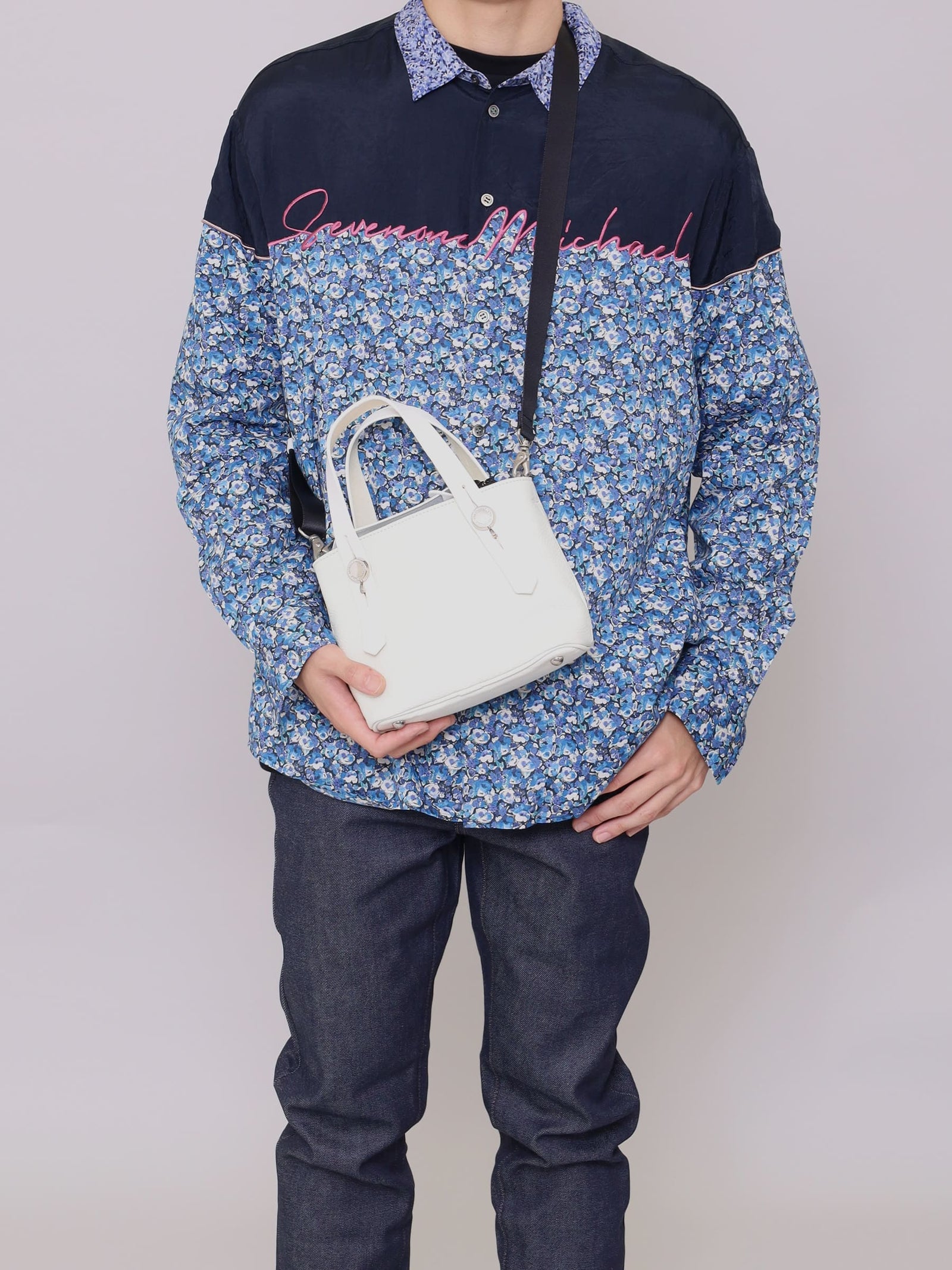 限定‼️ RITA ACKERMANN トートバッグ RITA ACKERMANN TOTE BAG: VERSION 1：リタ・アッカーマンの販売