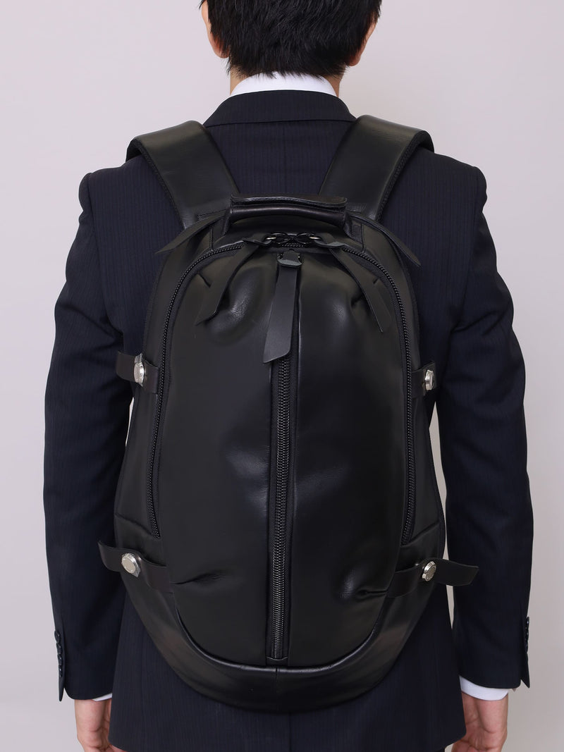 PACK-1 leather backpack (for 16inch pc)カツユキコダマのアイコニック レザーバックパック