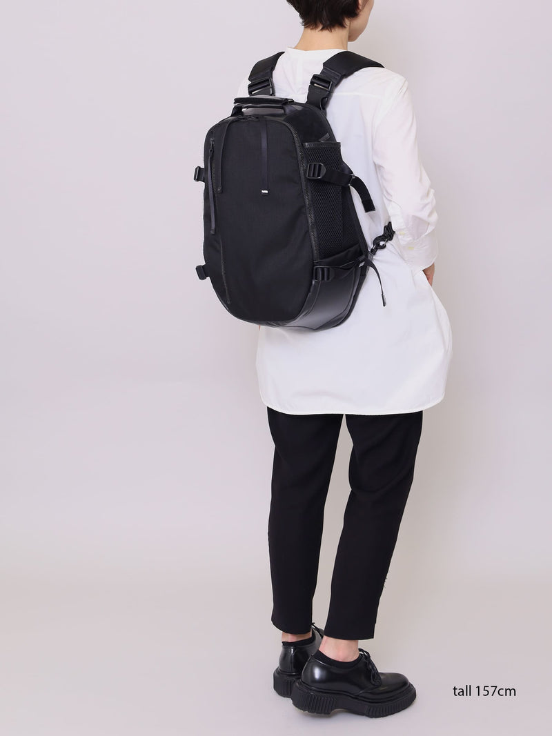 PACK-5-NYLON (for 14inch pc) 雨の日でも安心。間口が広く物の出し入れが楽で洋服とのコーディネートが楽しい  カツユキコダマのナイロンバックパック