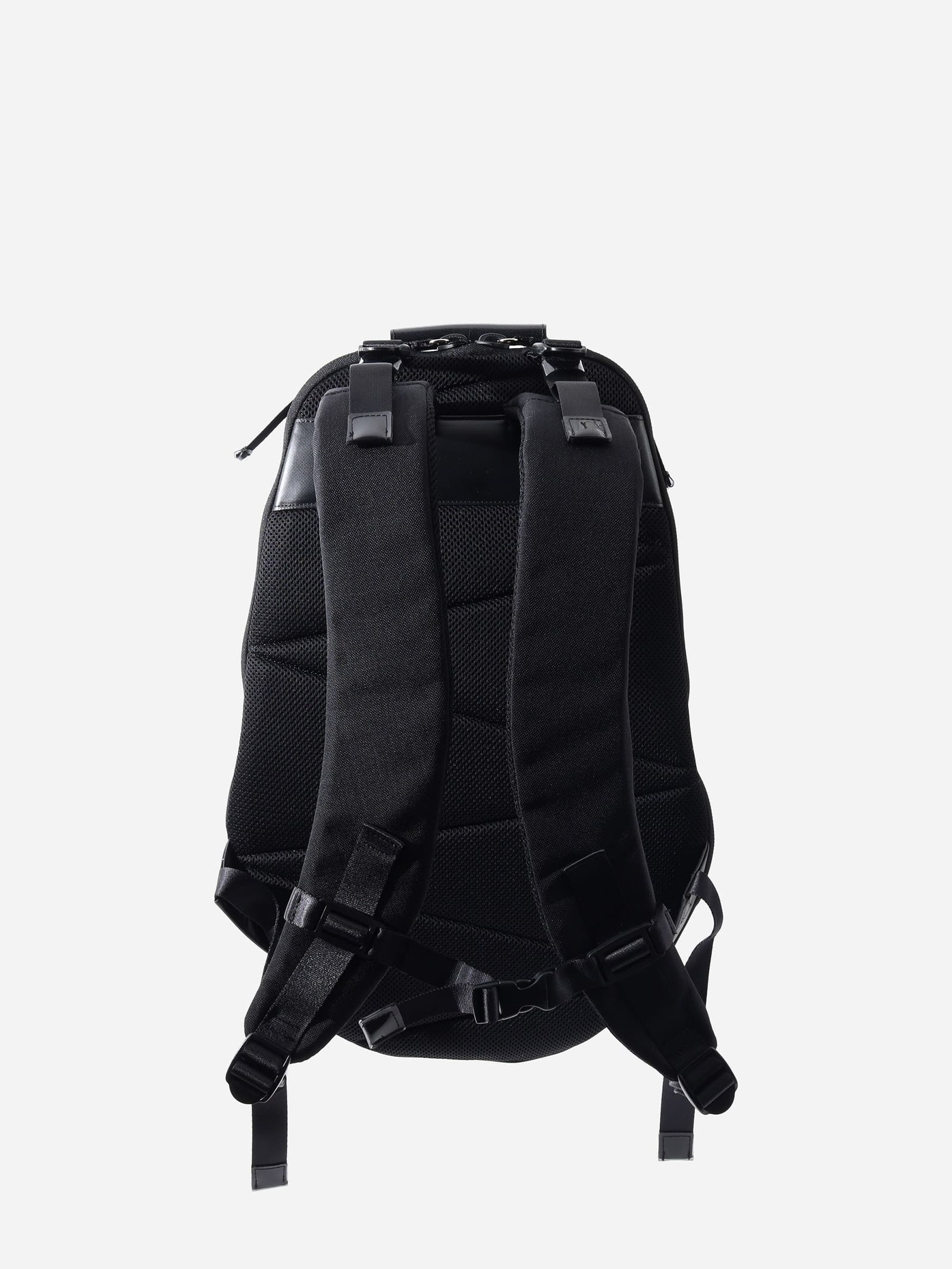 雨天でも使い易いナイロンバックパック designers backpack
