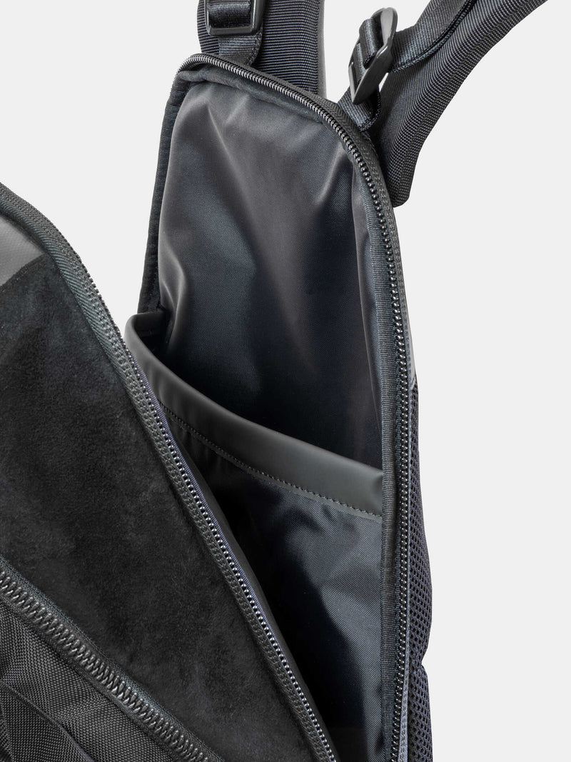 PACK-1 nylon backpack (for 16inch pc)カツユキコダマのアイコニックモデルの 軽量ナイロンバックパック
